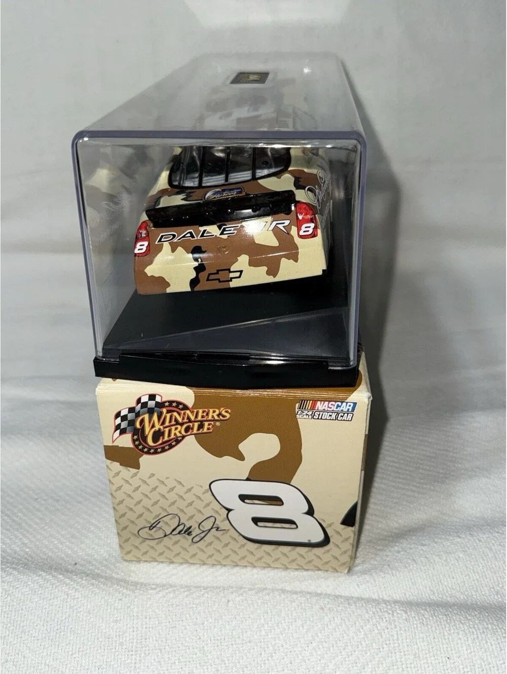 🔥 1:24 Dale Earnhardt Jr Warrior Foundation  2008 Open Hood Display Case 🔥